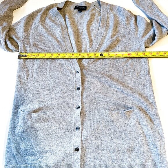 Banana Republic Boyfriend Cardigan Sweater. - Picture 6 of 8